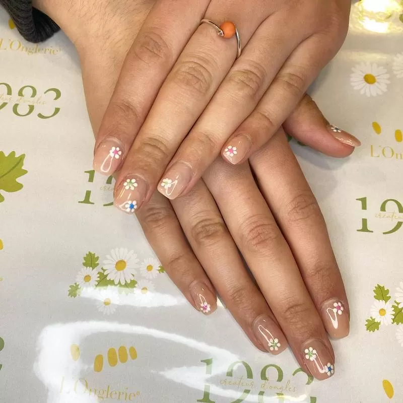 Pose de vernis, Bordeaux, L'Onglerie Bordeaux Chartrons