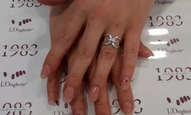 Pose complète d'ongles en résine L'Onglerie Bordeaux Chartrons