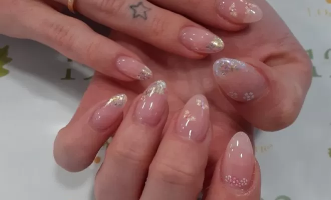 Remplissage d'ongles en gel, Bordeaux, L'Onglerie Bordeaux Chartrons