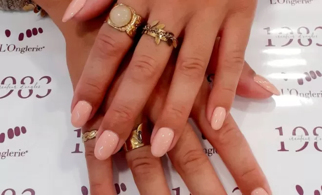 Renforcement d'ongles en gel, Bordeaux, L'Onglerie Bordeaux Chartrons